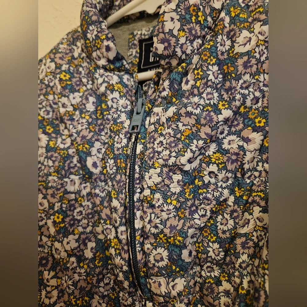 Baby Gap Floral Puffer Jacket - Picture 3 of 5